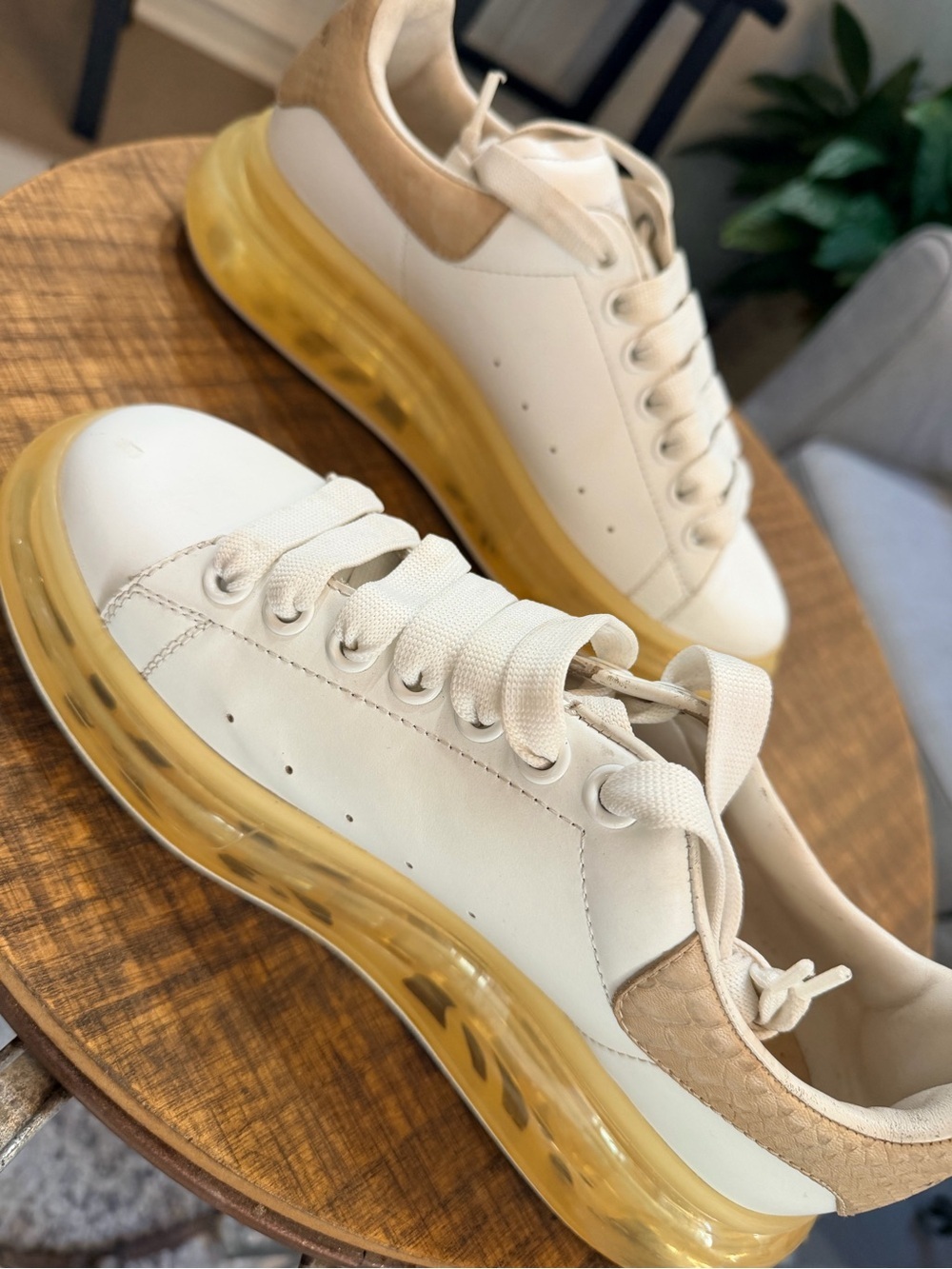 Alexander McQueen Oversized Sneakers White Amber Sole EU 39 US 9 Leather